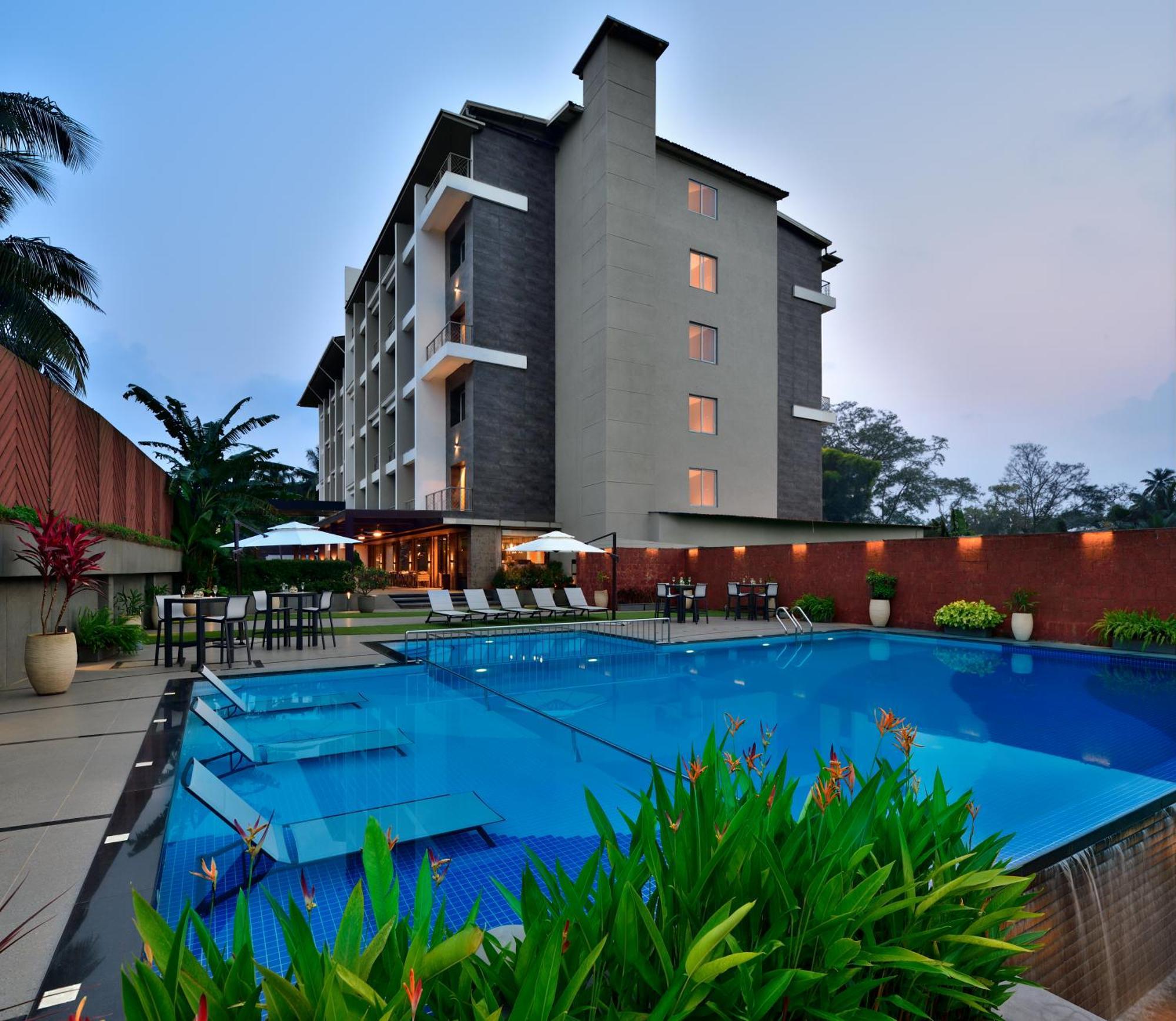 Hotel Citadines Arpora Nagoa Goa Exterior foto